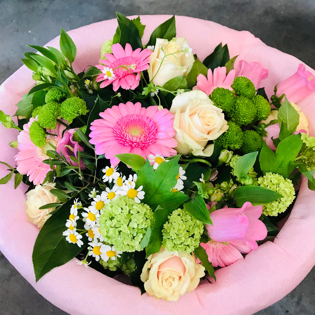 Compact moederdagboeket roze